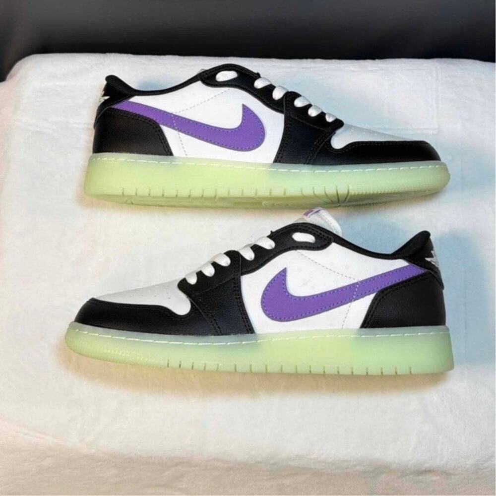 Air Jordan 1 Retro Low OG GS Black Raspberry HF0410-001 Size 7Y - Picture 5 of 16